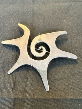 Vintage Taxco Mexico Sterling Silver Modernist Spiral Star Sun Brooch 13.6g